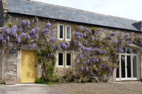 Manor Coach House